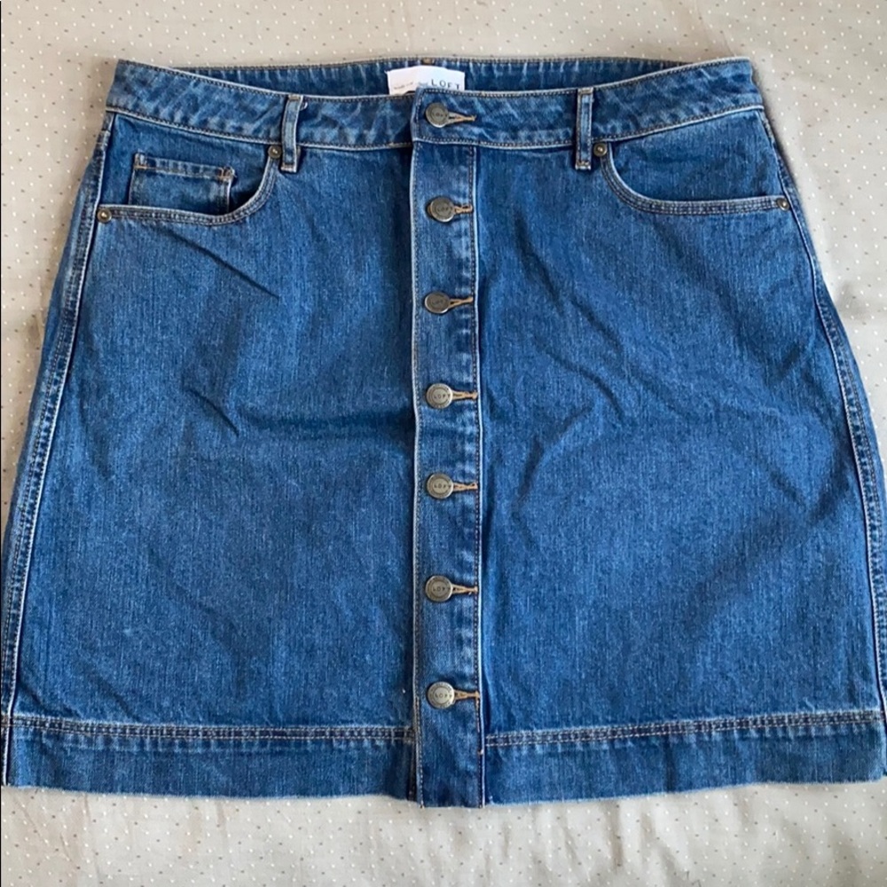 Loft button down denim mini skirt in medium wash